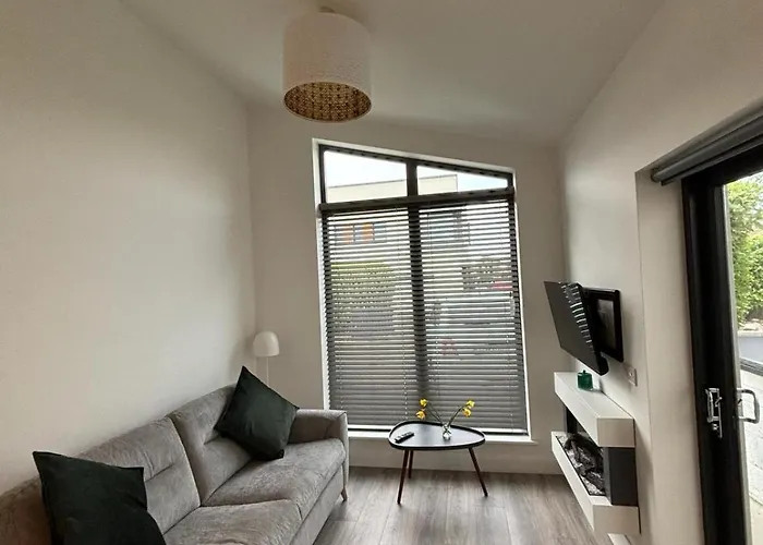 Clifden 1 Bedroom *